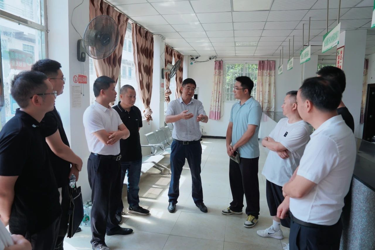 许东明赴南充市嘉陵区、巴中市通江县调研督导定点帮扶和托底性帮扶工作